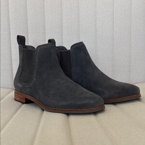 Women’s Grey Ella Boots